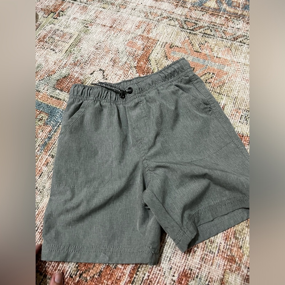 Jumping beans - 4T boys shorts - grey